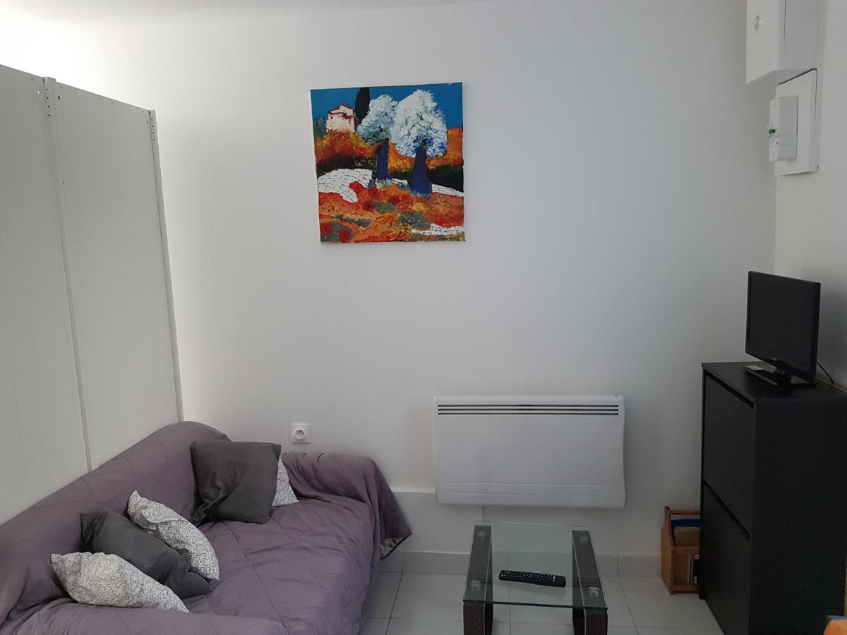 Appartement Avec Terrasse A روسني سو بوا المظهر الخارجي الصورة